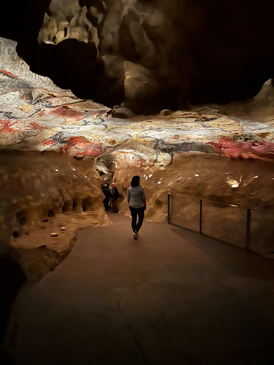 Cosa vedere in Dordogna e nel Périgord: itinerario Gourmet tra Villaggi Medievali, Castelli e Giardini Segreti 50 Grotte preistoriche Dordogna