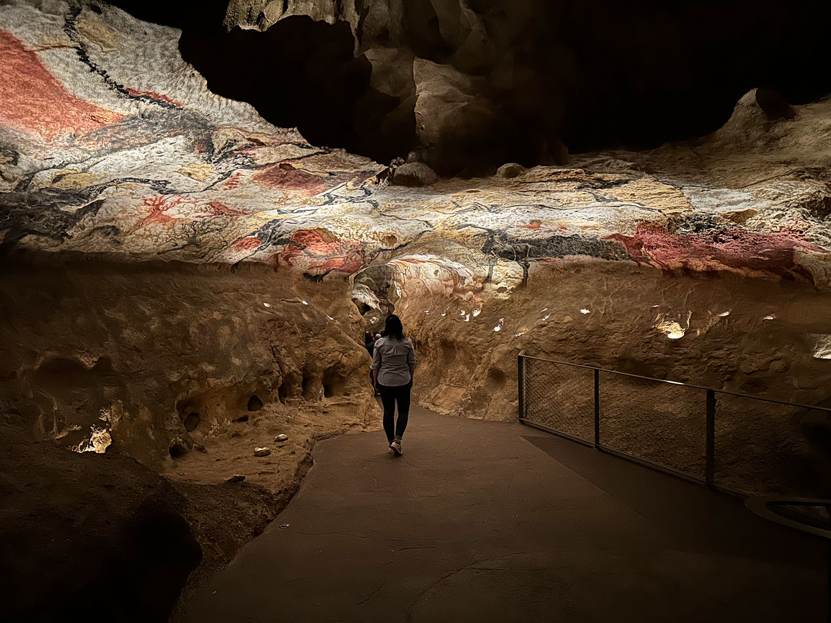 Cosa vedere in Dordogna e nel Périgord: itinerario Gourmet tra Villaggi Medievali, Castelli e Giardini Segreti 48 Cosa vedere in Dordogna Grotte di Lascaux