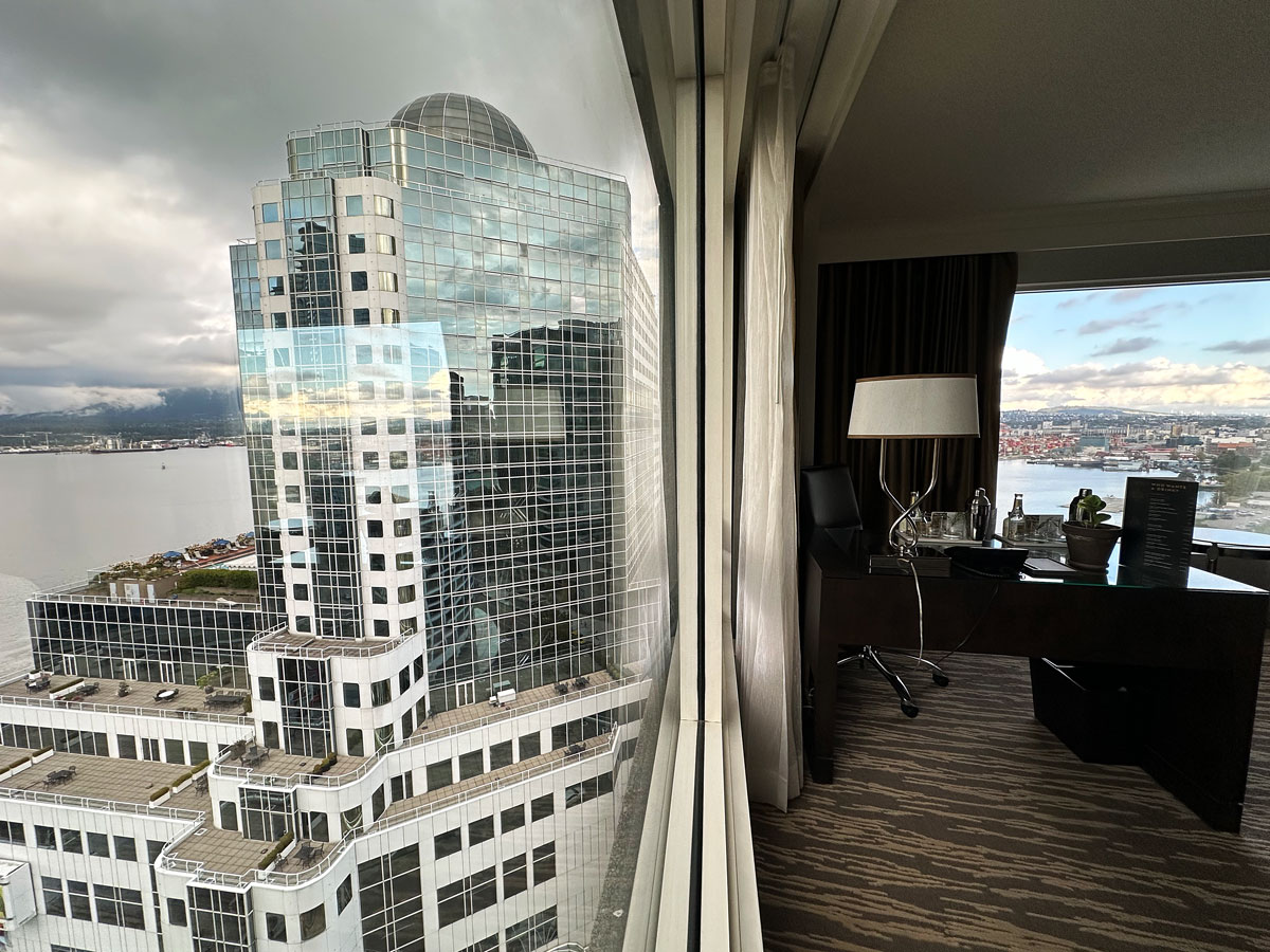 Fairmont Waterfront Vancouver: eleganza classica nel cuore della città 8 Camera con vista Vancouver