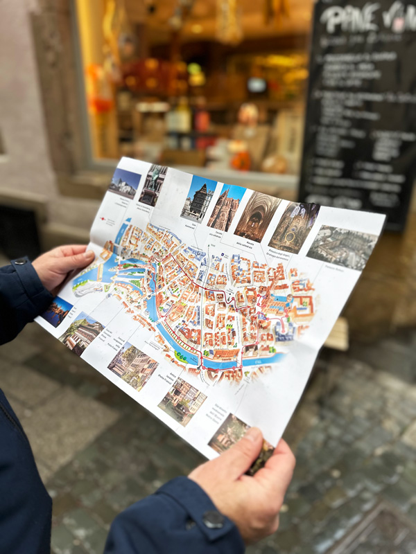 Cosa vedere in Alsazia a Natale: itinerario alternativo tra mercatini di Natale, vino e alloggi insoliti 42 Mappa di Strasburgo