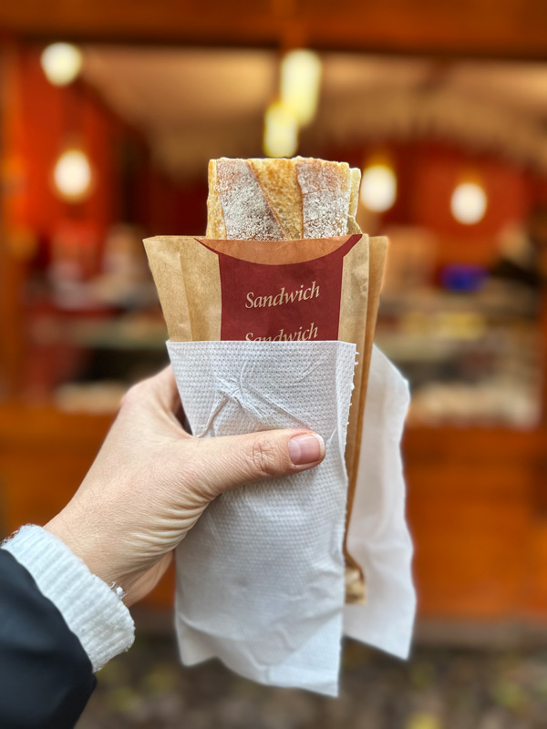 Cosa vedere in Alsazia a Natale: itinerario alternativo tra mercatini di Natale, vino e alloggi insoliti 104 Panino con Foise Gras