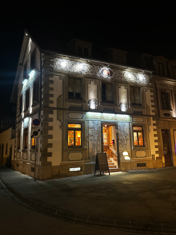 Cosa vedere in Alsazia a Natale: itinerario alternativo tra mercatini di Natale, vino e alloggi insoliti 68 Ristorante Selestat