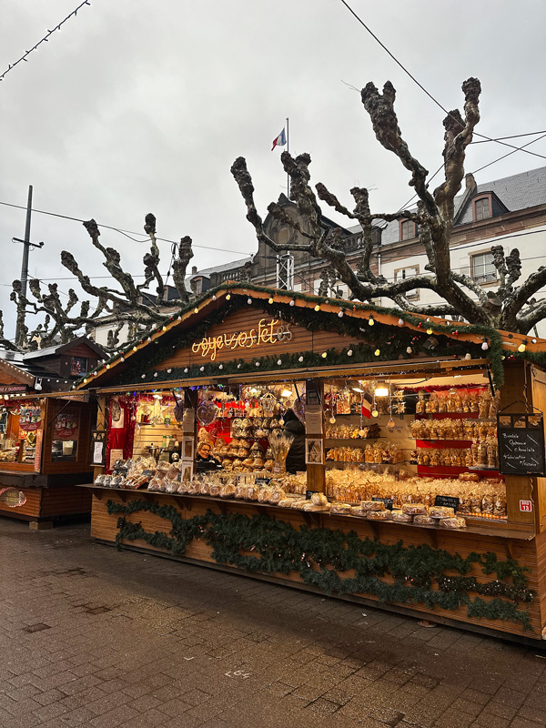 Cosa vedere in Alsazia a Natale: itinerario alternativo tra mercatini di Natale, vino e alloggi insoliti 47 Mercatini di Natale da vedere a Strasburgo