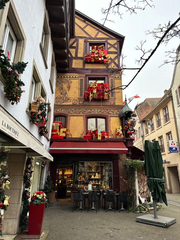 Cosa vedere in Alsazia a Natale: itinerario alternativo tra mercatini di Natale, vino e alloggi insoliti 63 Decorazioni di Natale Selestat