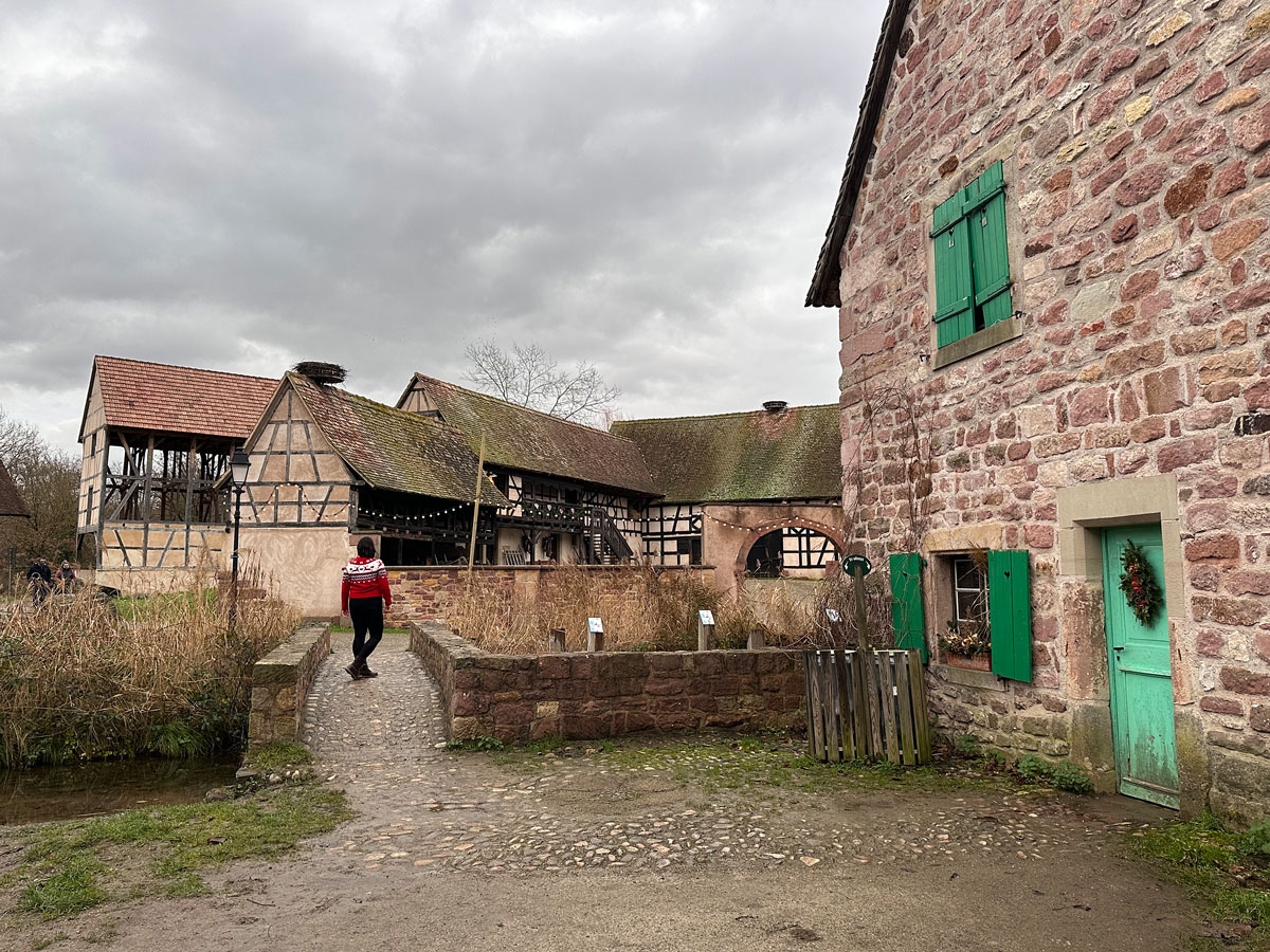 Ecomuseo d’Alsazia: il museo a cielo aperto più grande di Francia è un villaggio fiabesco bellissimo 1 Ecomuseo d’Alsazia Francia