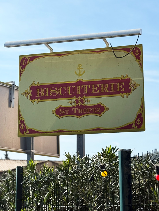 Cosa vedere a Saint Tropez: glamour, spiagge, tappe gourmet e dintorni sorprendenti 34 Biscottificio Saint Tropez