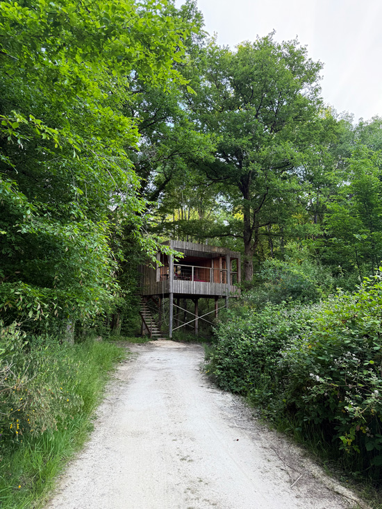 Loire Valley Lodges: dormire in uno dei 30 alloggi più romantici al mondo 32 Cabin nel bosco Francia