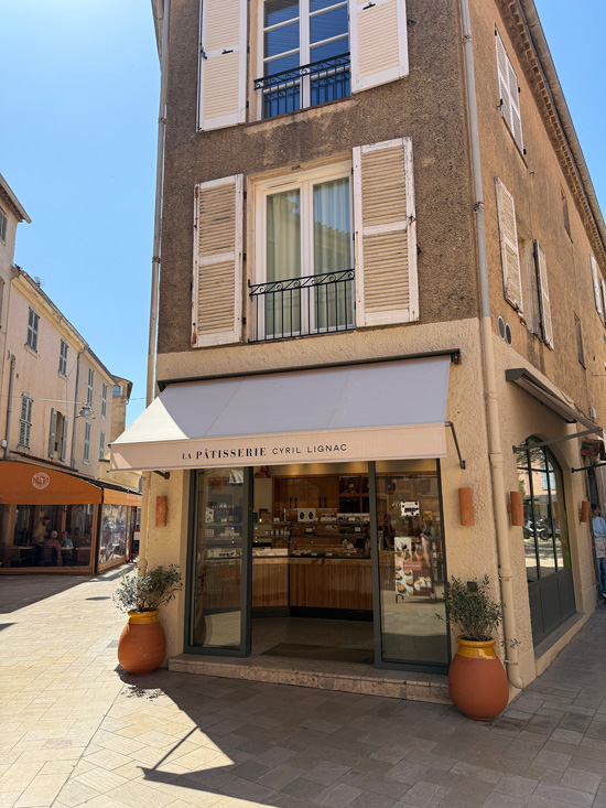 Cosa vedere a Saint Tropez: glamour, spiagge, tappe gourmet e dintorni sorprendenti 19 La Patisserie Saint Tropez