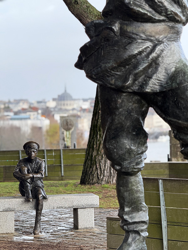 Cosa vedere a Nantes a Natale: guida alla città della Bretagna più creativa 20 Jules Verne nantes