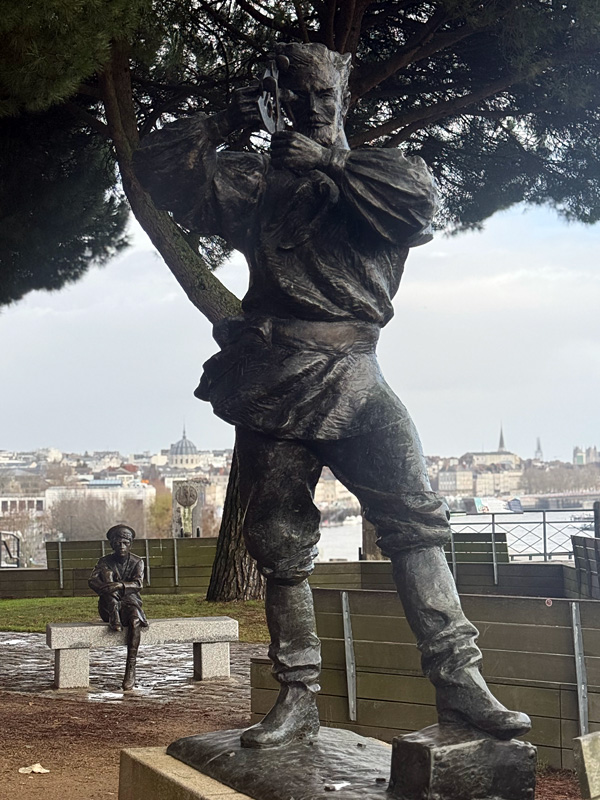 Cosa vedere a Nantes a Natale: guida alla città della Bretagna più creativa 21 Statue Nantes