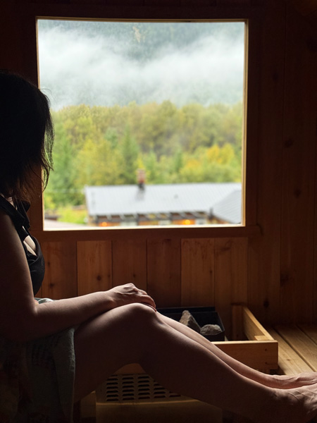 Dove dormire a Bella Coola, Canada: esperienza esclusiva al Firvale Wilderness Camp 21 Firvale Camp sauna